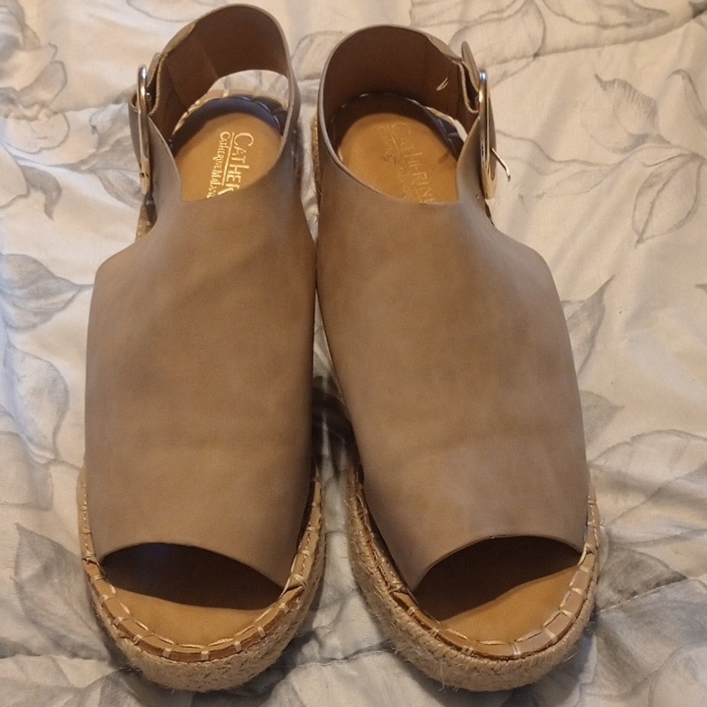 Catherine Malandrino Tan Espadrille Sandals